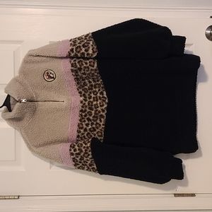 Womens Bucee's pullover Fleece